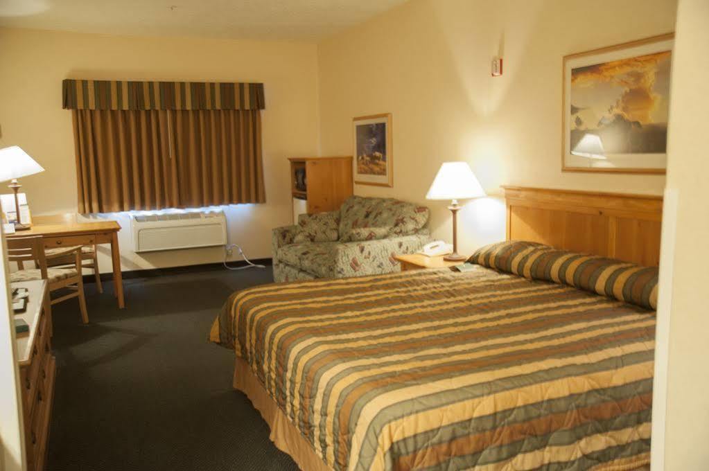 Country Inn & Suites By Radisson, Prineville, Or Exterior photo
